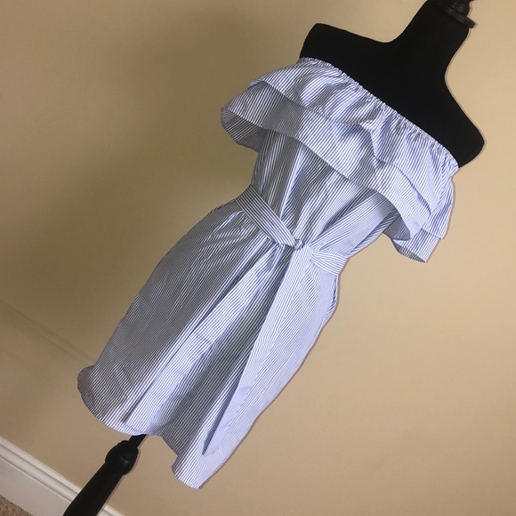 Summer Off the shoulder dress with belt - Picture 2 of 4